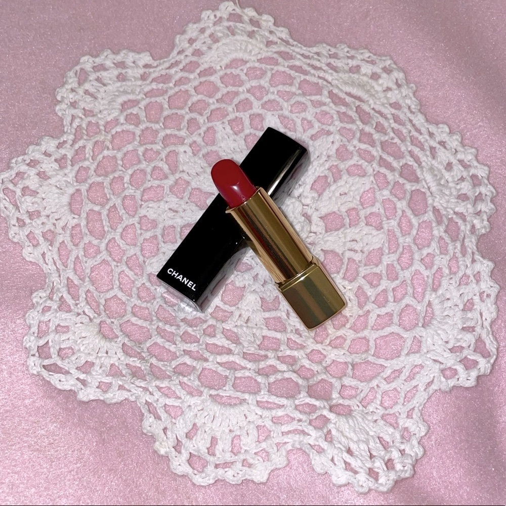 Limited edition Chanel No 5 Rouge Allure in 99 Pirate